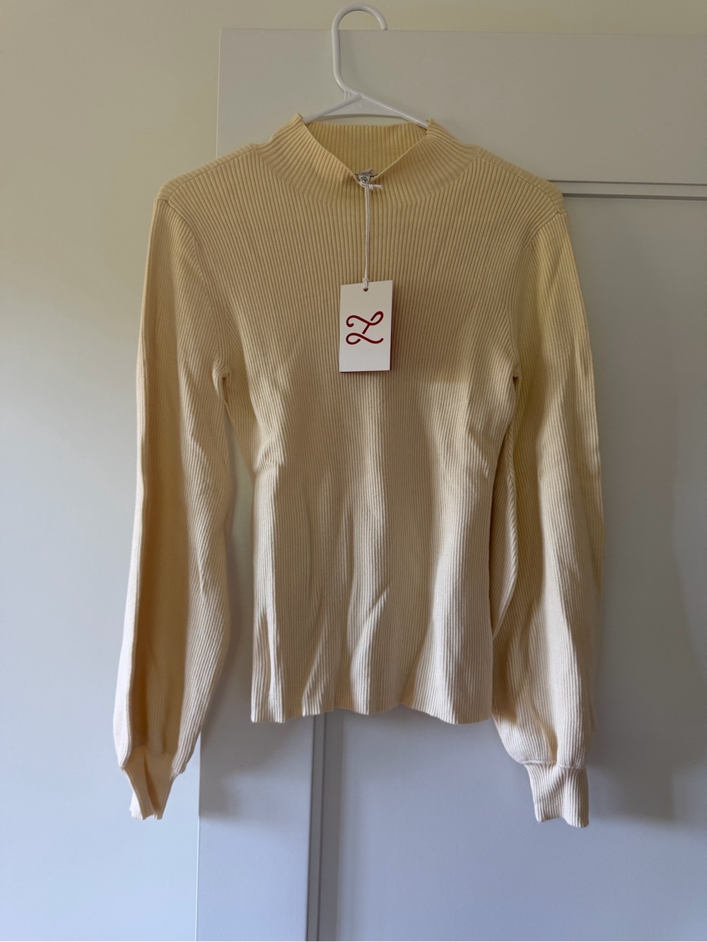 NWT Ribbed Mock Neck Long Sleeve Top - L’academie